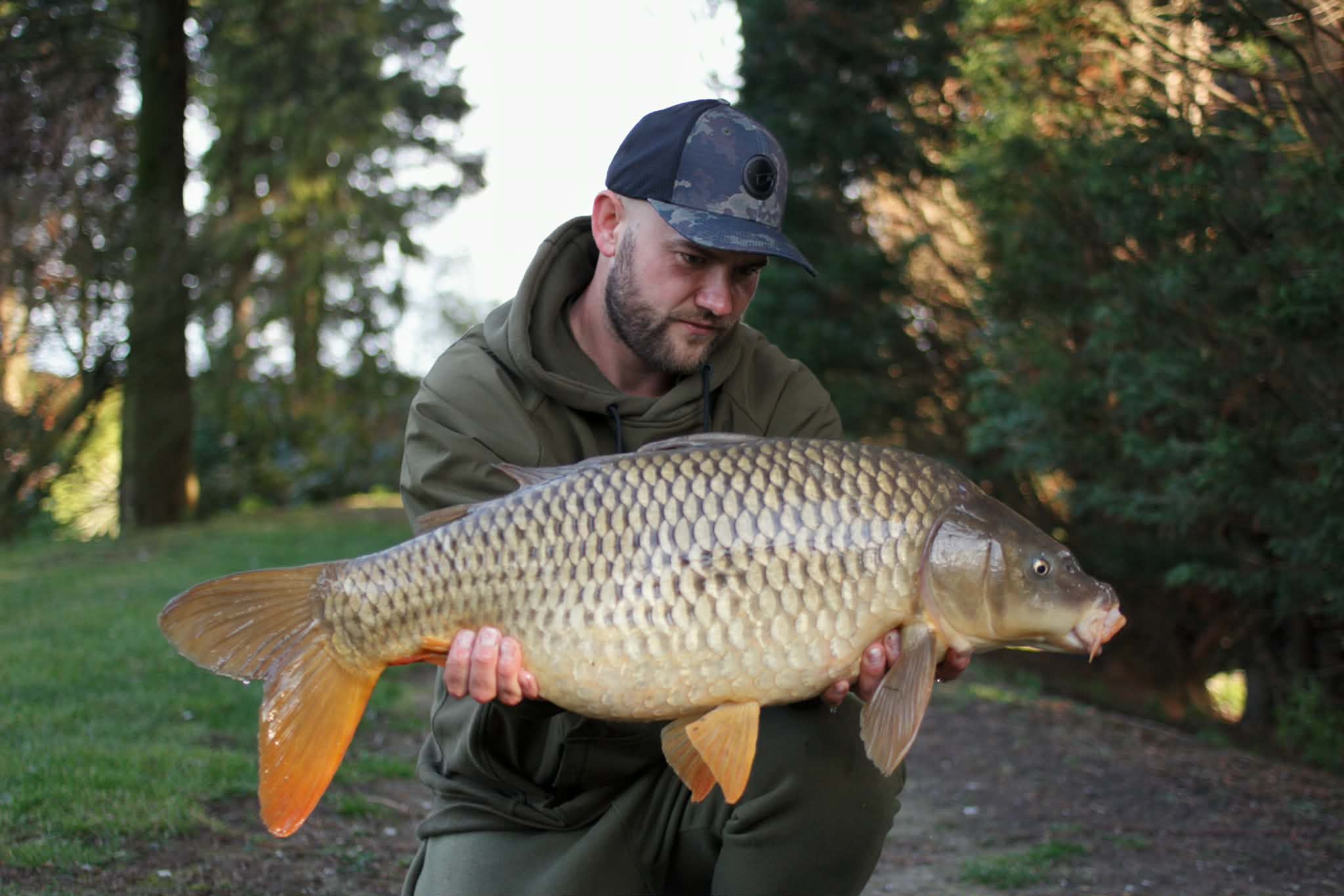 GAV THOMAS - AMBASSADOR