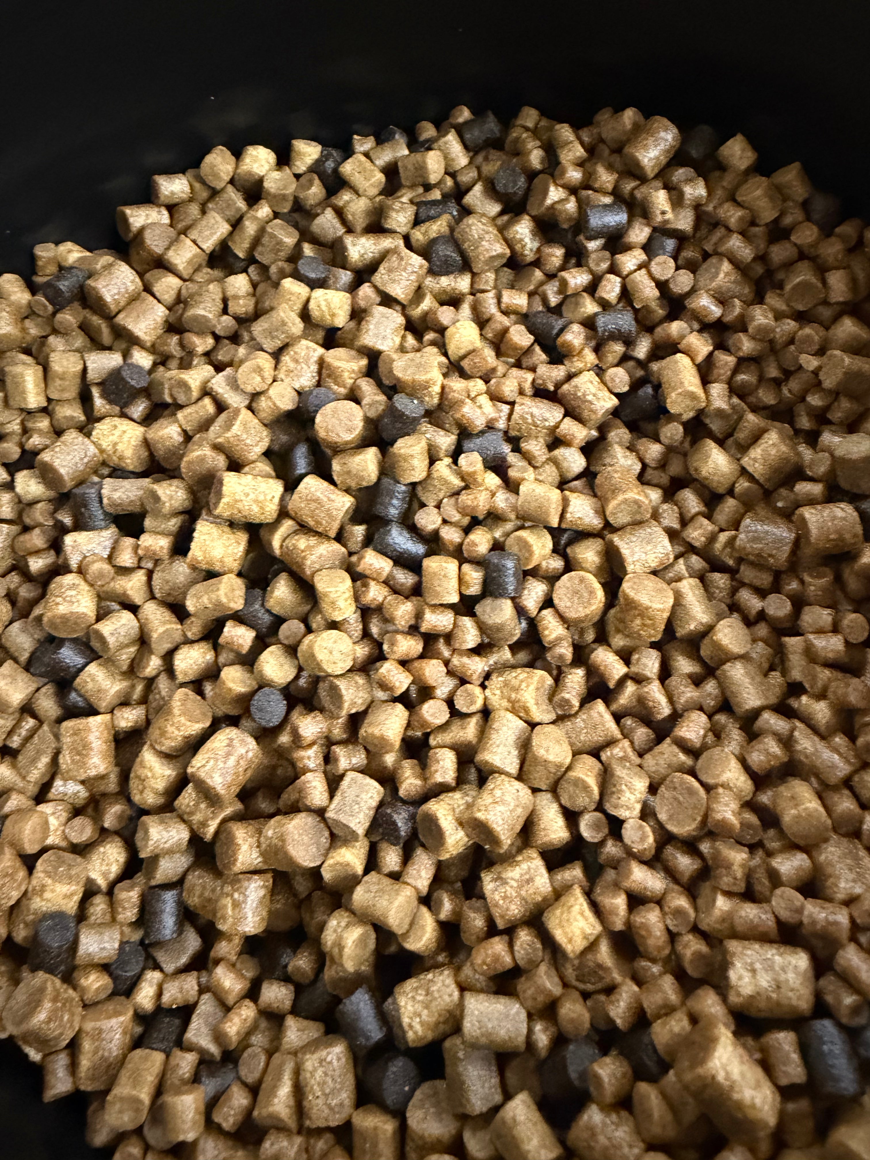 Surge Pellet 3KG Bucket